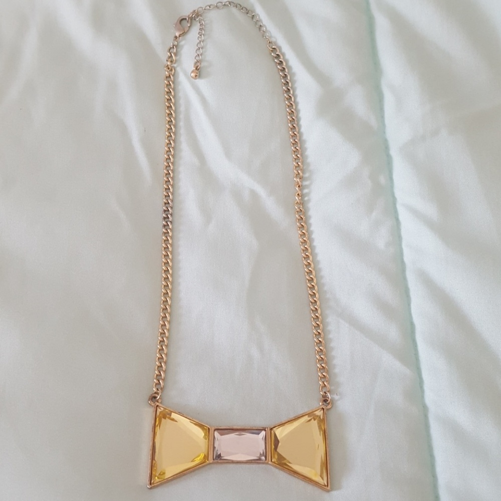 Large Rhinestone Bow Necklace - Picture 3 of 3